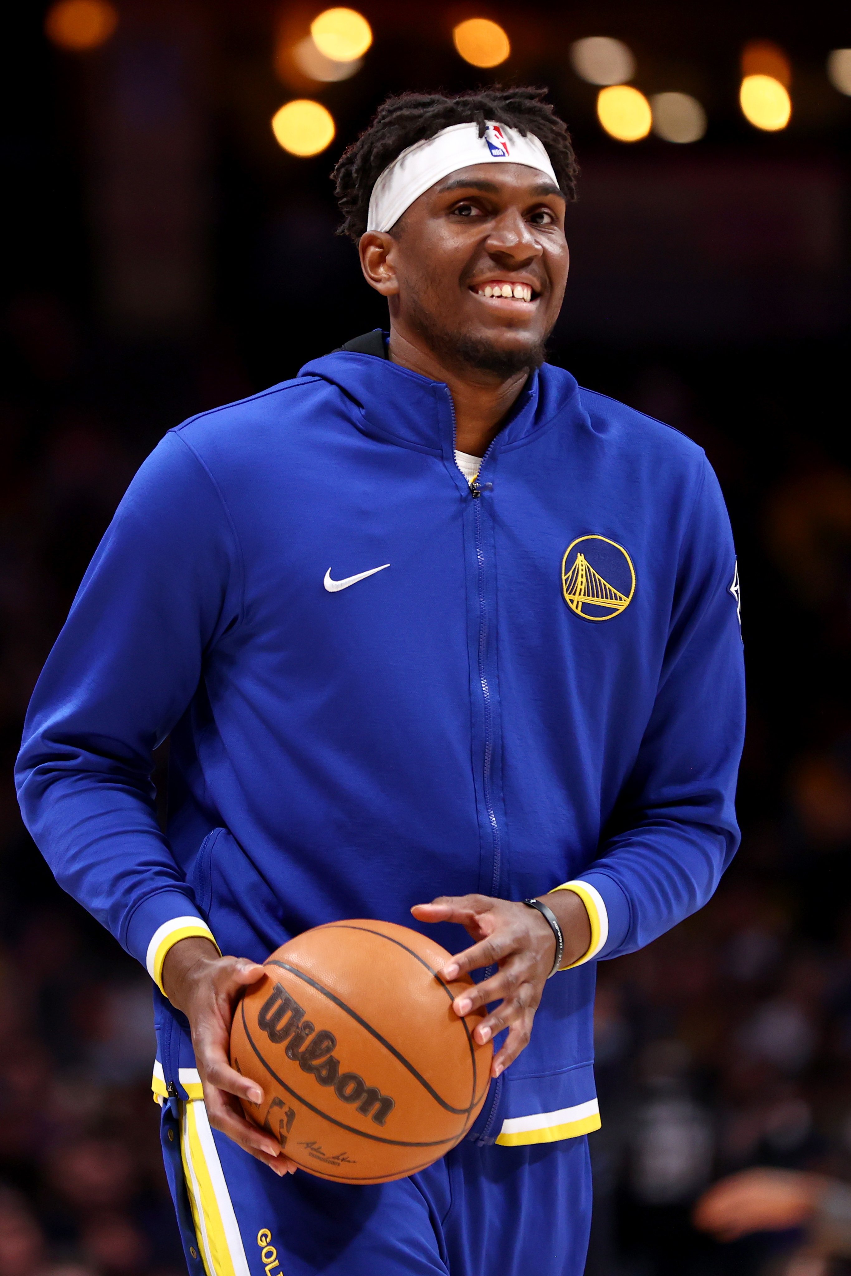 Kevon Looney discusses Warriors future plans - The Wood Cafe