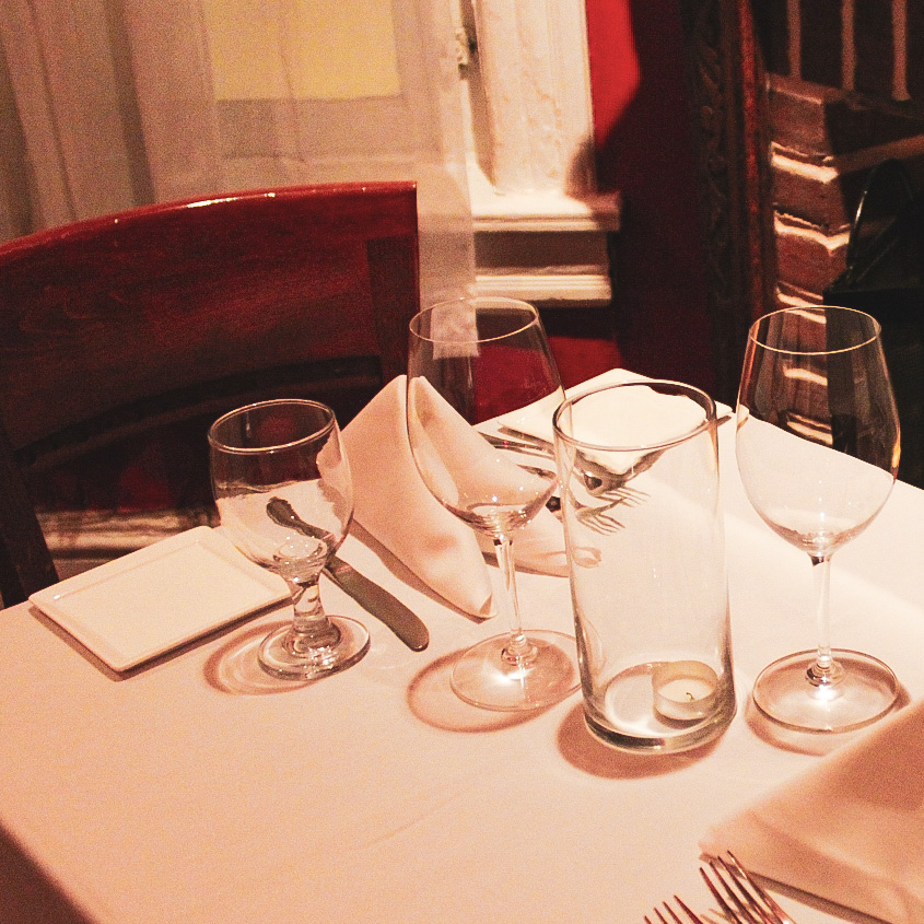 FlorianaDC's tweet photo. Friday-night = date-night. Do you need plans? Bring somebody special and spend the eve with us.⁣ #florianarestaurantdc #florianadc #italiandining #dcrestaurants #dcfoodielove #dcfoodie #eatdrinkdc #districtdining #datenights #dcdatenight #dinnerideas https://t.co/FJM6aiUGbl