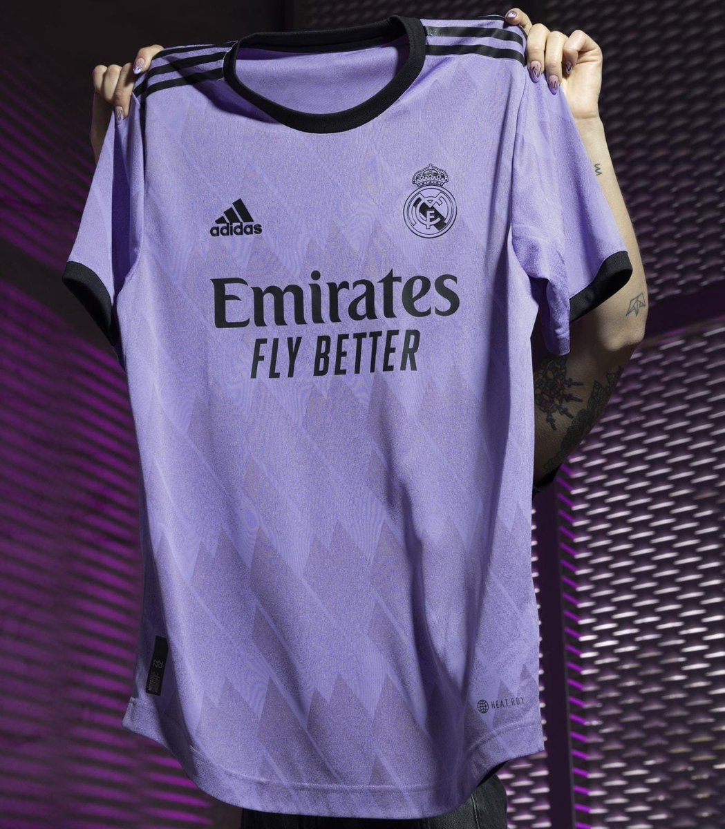 MadridismoreaI's tweet photo. 🎁 𝐒𝐎𝐑𝐓𝐄𝐎 𝐈𝐍𝐓𝐄𝐑𝐍𝐀𝐂𝐈𝐎𝐍𝐀𝐋 🎁 

La NUEVA camiseta del REAL MADRID puede ser tuya y es tan fácil como hacer esto:

🔁 Dar RT a este tuit.
✅ Seguir a @BoutiqueSports_ y a @MadridismoreaI .  

El 10 de julio el ganad@r 🤍

¡Mucha suerte! 🍀 https://t.co/NVvFiiFuEF
