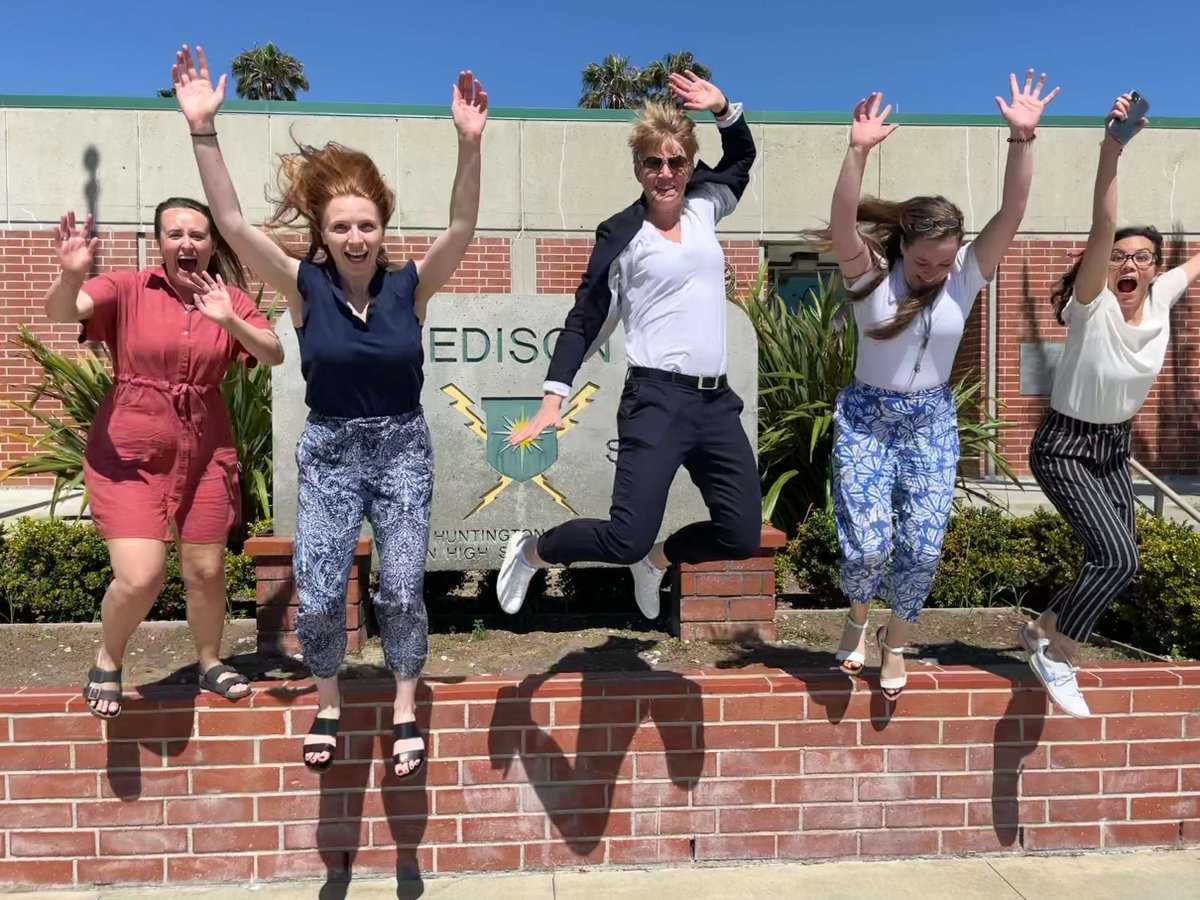 KognityEd's tweet photo. These 5 brilliant Kognites you see in the picture ran a Professional Development Workshop with Californian NGSS educators last week. The results? 4.6 out of 5 attendee rating.  ⭐ ⭐ ⭐ ⭐ ⭐ Thanks to all educators that joined our workshop! https://t.co/qW377W9htK