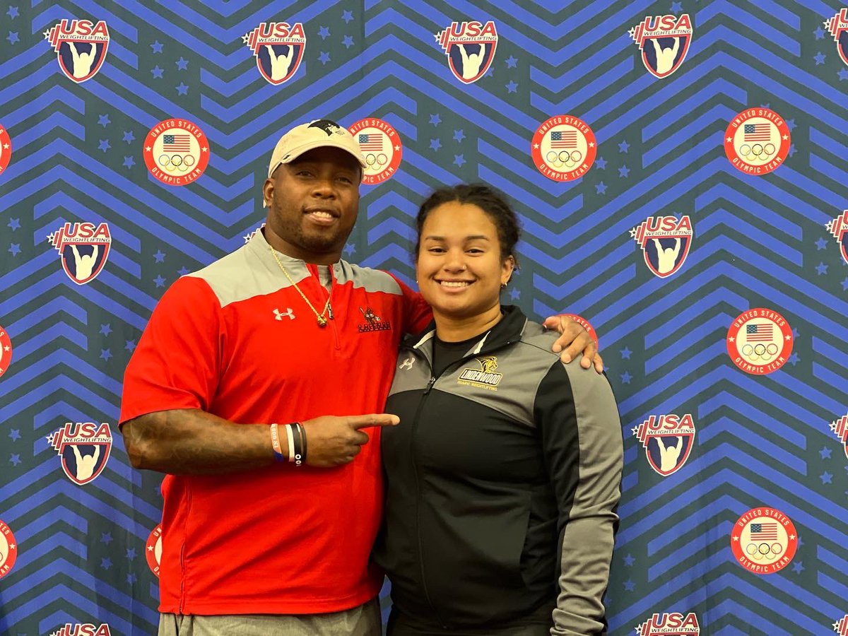 coachMcClain4's tweet photo. I’m so proud of my daughter. She is everything I want and more in a loving and caring person. 4th place at USAW Junior National... #WANDAMADE @LindenwoodU @USWeightlifting https://t.co/vC4vqzfyTy