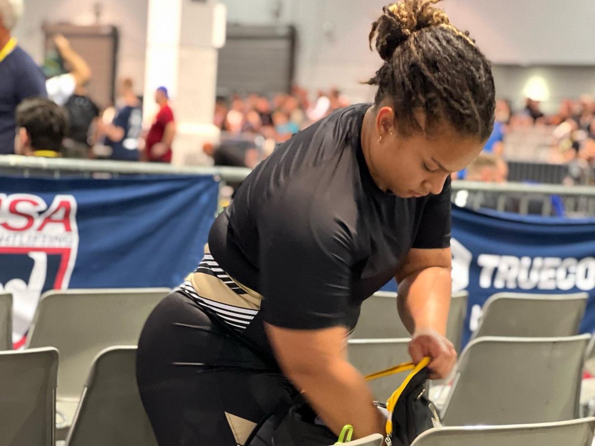 coachMcClain4's tweet photo. I’m so proud of my daughter. She is everything I want and more in a loving and caring person. 4th place at USAW Junior National... #WANDAMADE @LindenwoodU @USWeightlifting https://t.co/vC4vqzfyTy