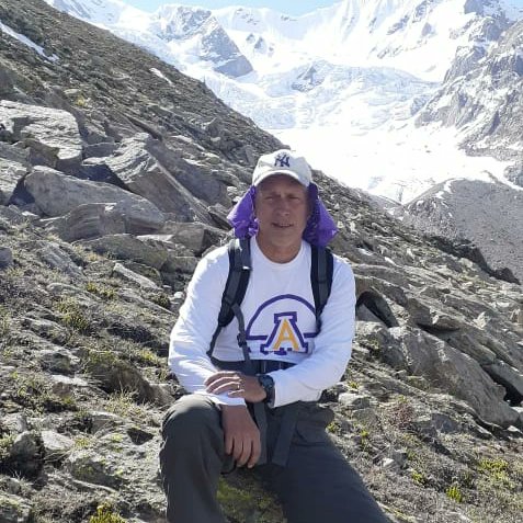 Losthorizontrek's tweet photo. Tim and his Team back to Gilgit, Tim Had some awesome Trekking Exprience in the Himalyan ranges. https://t.co/7LzgIAEVsQ