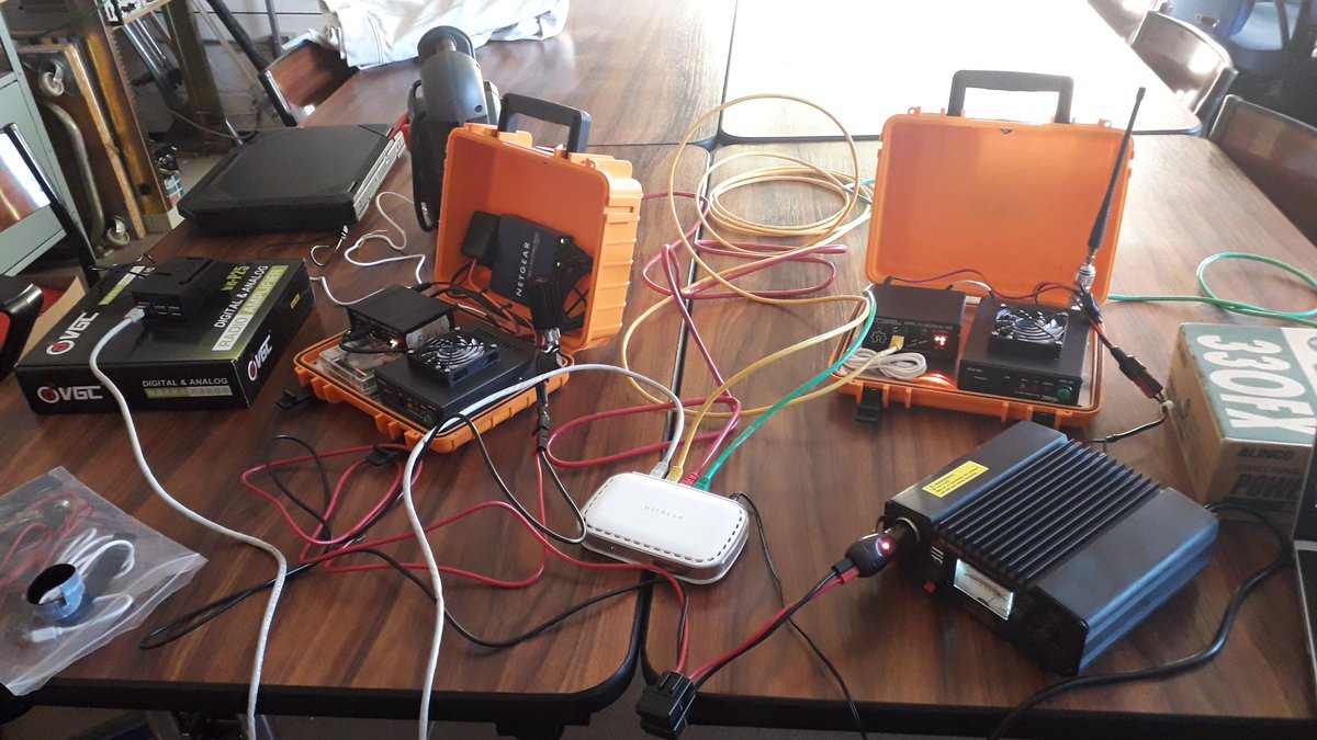 f4hvq's tweet photo. Suite des aventures #NPR70 au radio club @F6KRK. Un peu de configuration logicielle pour installer et paramétrer @element_hq sur un #raspberrypi https://t.co/aBNS1Tb26J