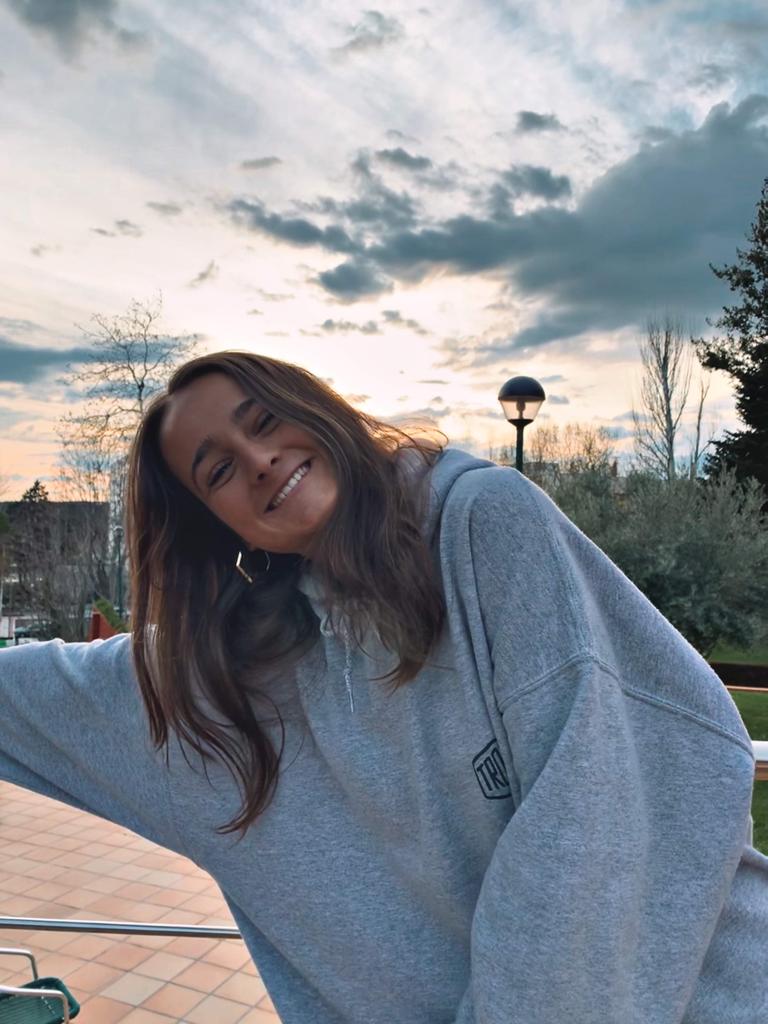 Redoble de tambores para nuestros JEFES de veladas <a href="/VictorGomezLeon/">Victor Gomez Leon</a> y <a href="/mariacuvillo11/">Mariacv11</a>  juegos cooperativos, originalidad, ghymkanas, fiestas del terror, fiesta del agua y mucho más para mantener la atención y sorpresas 24/7 de nuestros chic@s. PASADA de teneros un año más.