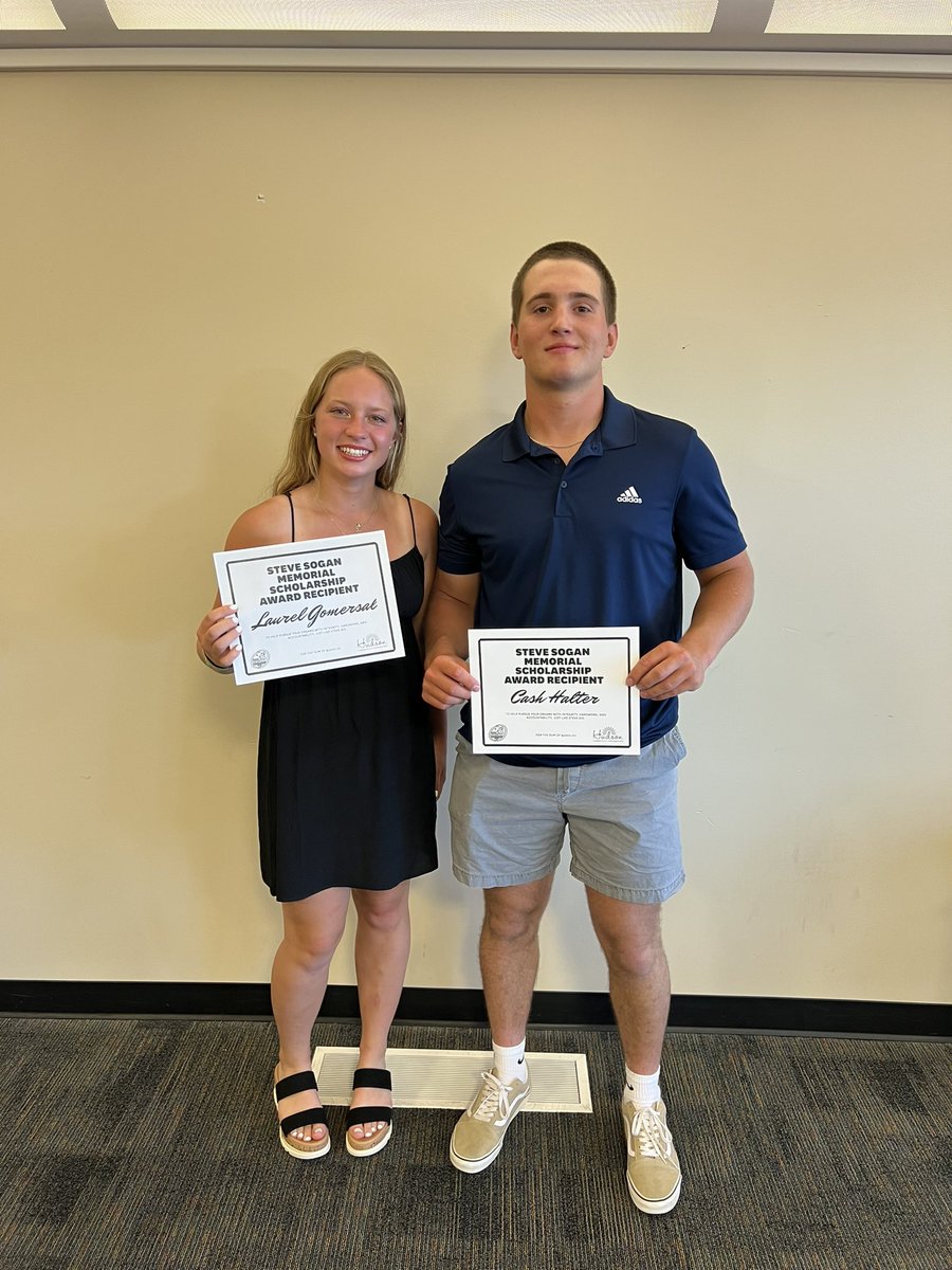 HudsonOHSports's tweet photo. Congratulations to our 2nd annual 2022 Steve Sogan Memorial Scholarship winners; Laurel Gomersal and Cash Halter! Each of whom embody the traits representative of what Steve stood for. Two excellent selections with extremely bright futures. You should be very proud! https://t.co/2BoCVkZhfL