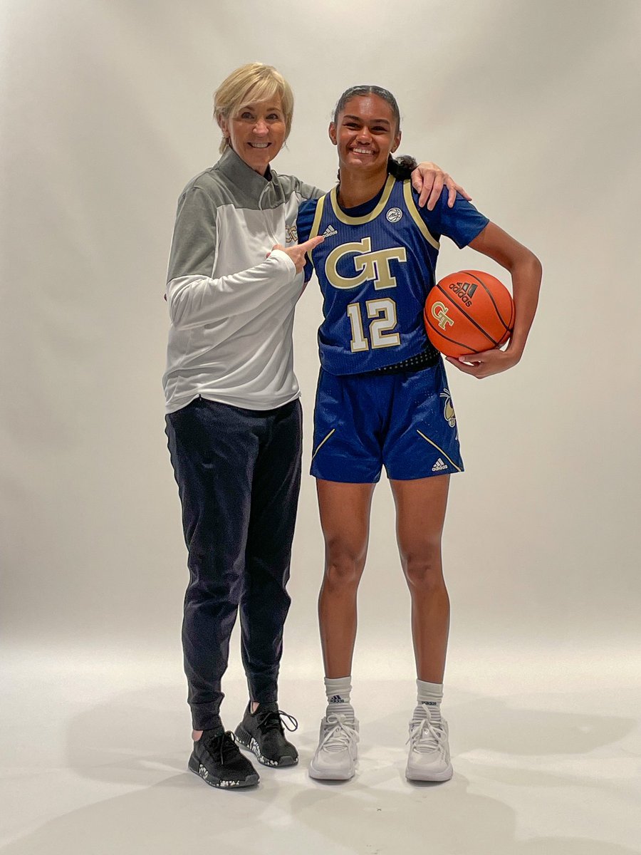 Aubrey Beckham tweet media