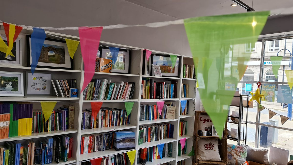 Siop y Pethe tweet media