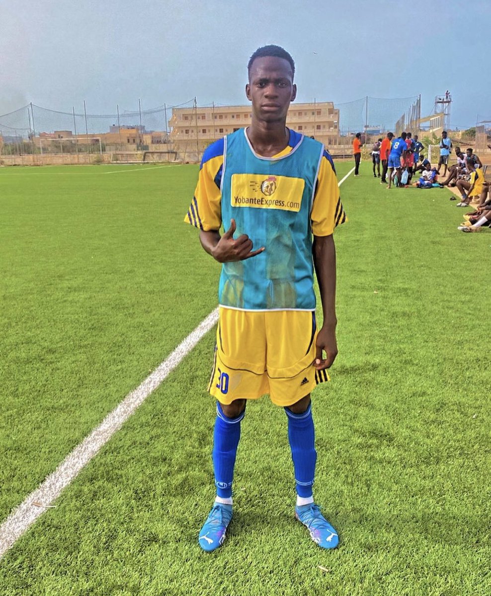 SalySportClub's tweet photo. Le futur 💫 🟡🔵 https://t.co/mmPFsyiXbo
