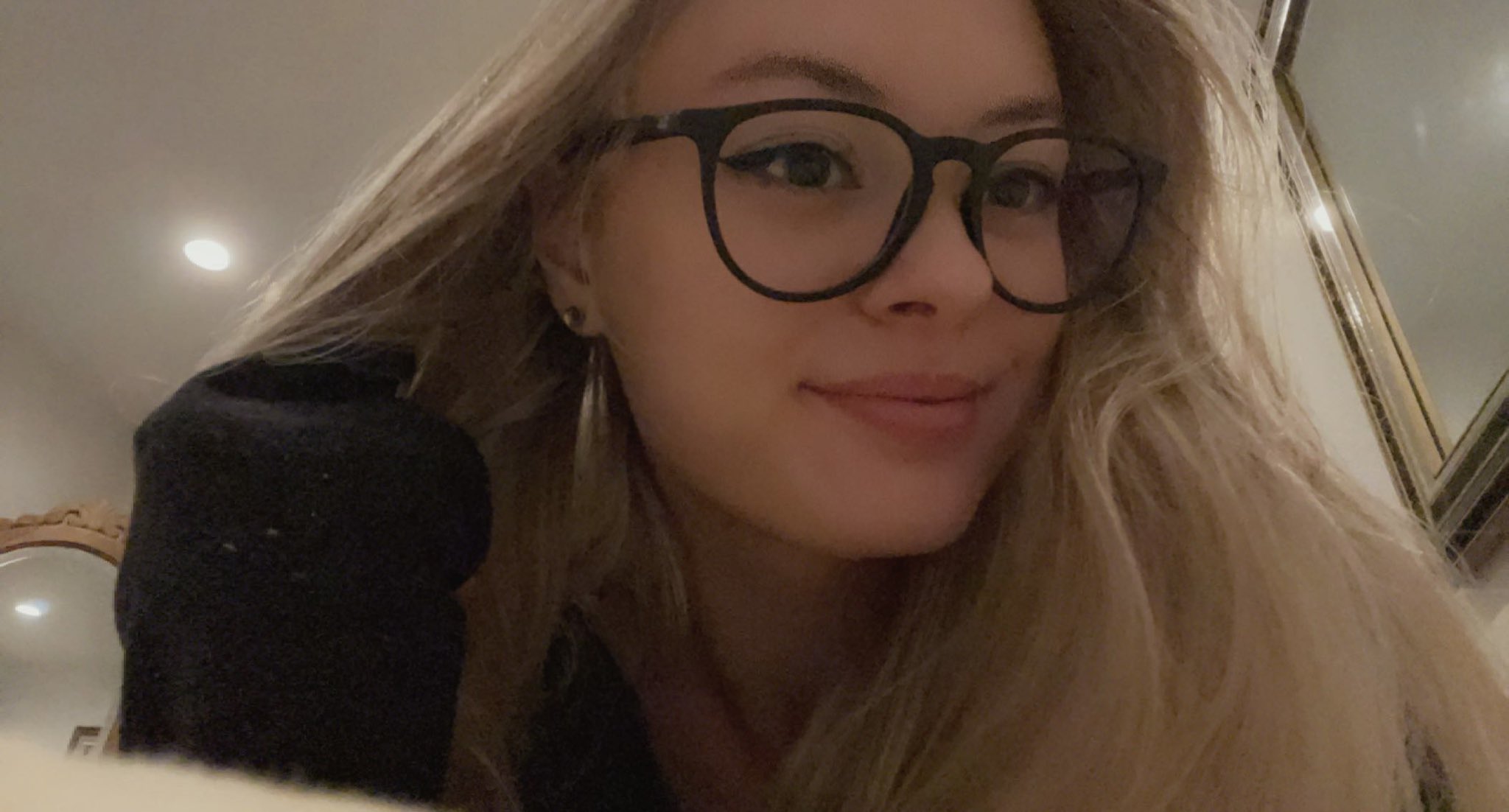 Amber Moore on Twitter "Finally got my new glasses🖤 https//t.co