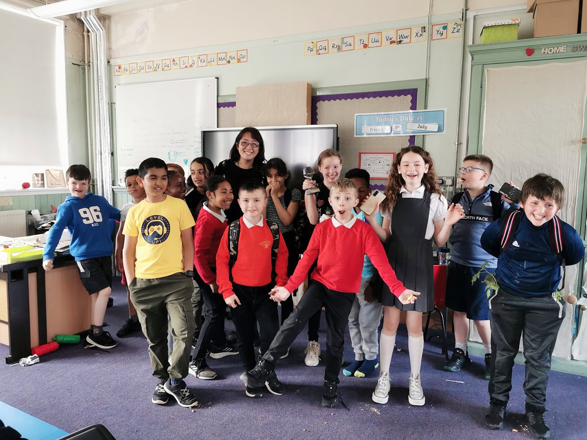 Mrs Thomson tweet media