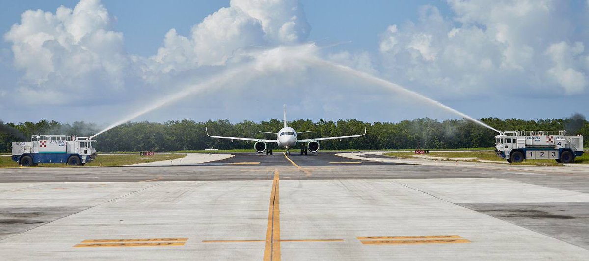 CarlosJoaquin's tweet photo. Damos la bienvenida a la nueva ruta de verano Monterrey-Cozumel de @VivaAerobus. Dos vuelos semanales, que refuerzan la conexión de la sultana del norte con nuestra isla de las golondrinas. ¡Bienvenidos! @CPTQROO https://t.co/MxKEST7cJx