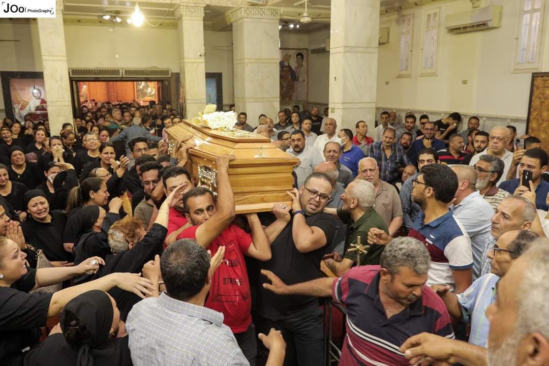 افتح الصوره كده وكبرها !!! 
هاتلى شخص واحد مهما كان عمره كان مش زعلان او بيعيط عليه !! 
الغدر وحش صدقوني .. والى هيفضل اسمك وسيرتك وحب الناس ليك 

حقك هييجي ياحبيبي .. ♥️

#حق_مينا_فين 
#حق_مينا_امير_فهيم__فين