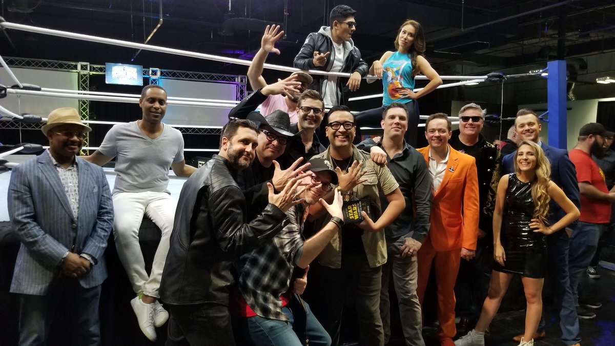 Tempty_91's tweet photo. @ReillyAround @TheRochaSays @mattknost @MurrellDan @JTEmoviethinks @bobfinstock @WilliamBibbiani @BurnettRM @BarbarianCraig @FinstockXchange All I can say is, thank you all! https://t.co/8S0VGSXe8D