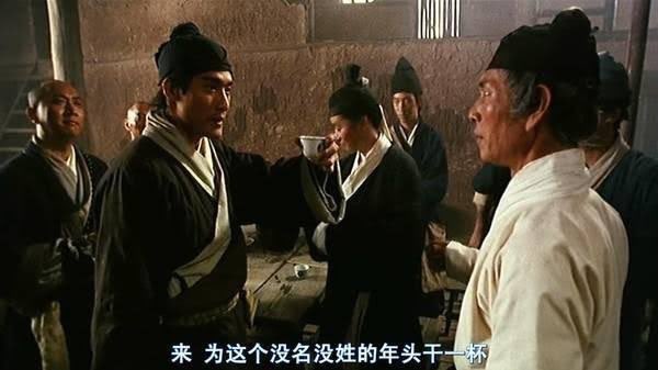 niupimingming's tweet photo. 中国的影视剧很多都是述说革命先烈、历史人物等等的苦难史，用这些玩意忽悠普罗大众，让他们认为自己现实生活中经历的苦难困苦远比影视剧里的要好的多、幸运的多！ https://t.co/BsVnTWVGUq