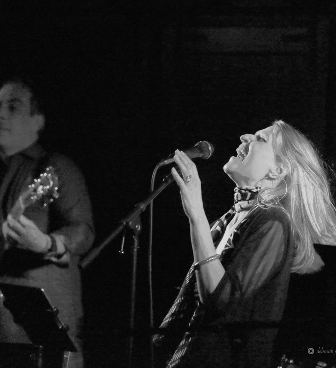 Hey #Somerville #Cambridge #Boston #LocalMusic lovers, check out this amazing show…

{eventbrite.com/e/jennifer-tru…}