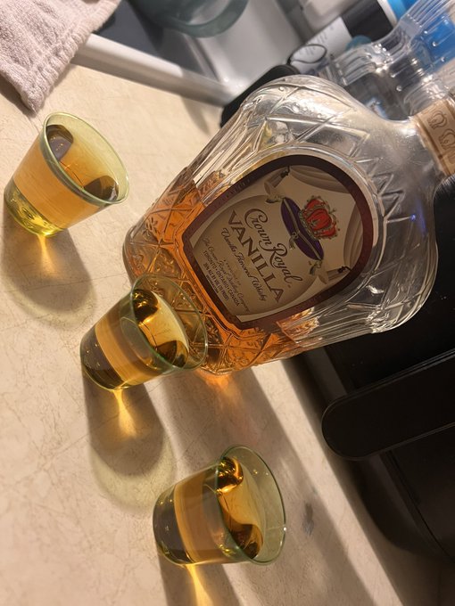 Drinking away my sorrows tonight. Fuck it. https://t.co/AUG00ml7ze<a href="/tag/newprofilepic"class="tags"><span>#newprofilepic</span></a>