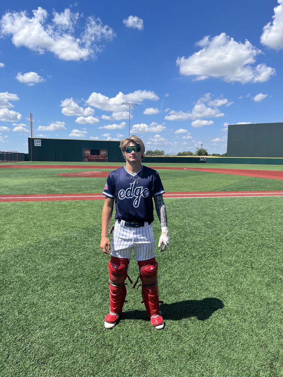 #SummerShowdown F: <a href="/edgebaseballtx/">edgebaseballtx</a> Navy 16U 9, Rebels 7
PoG: Blake Davila 2-4, 2 2B, 3 RBI, R
Notable: <a href="/aidanfloress/">aidan</a> 3-4, 2B, R