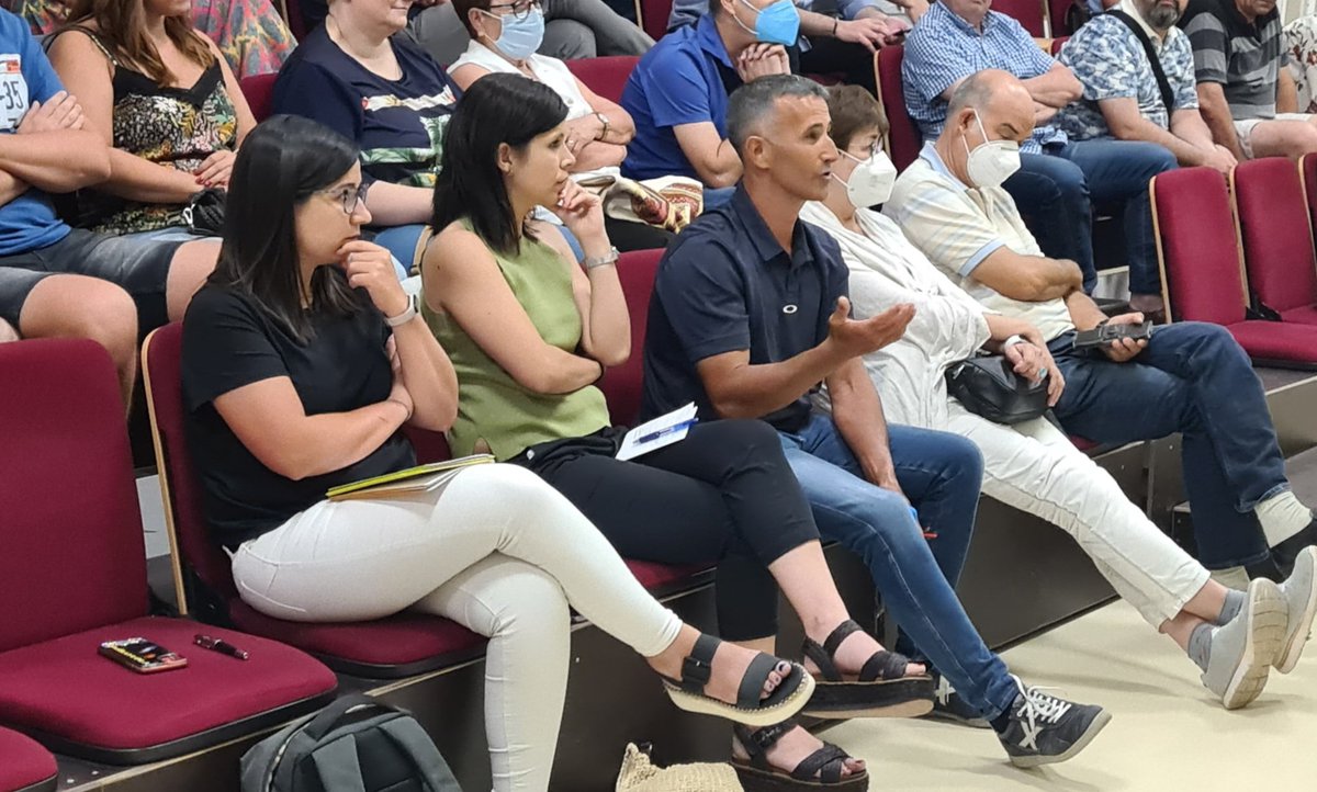 ErcSegria's tweet photo. 📢Des d' #Almenar fem balanç de la comarca des de les diferents administracions i      establim les polítiques que tranformaran el futur dels nostres pobles✅️
#SegriaPower https://t.co/7QFNk3oqXd