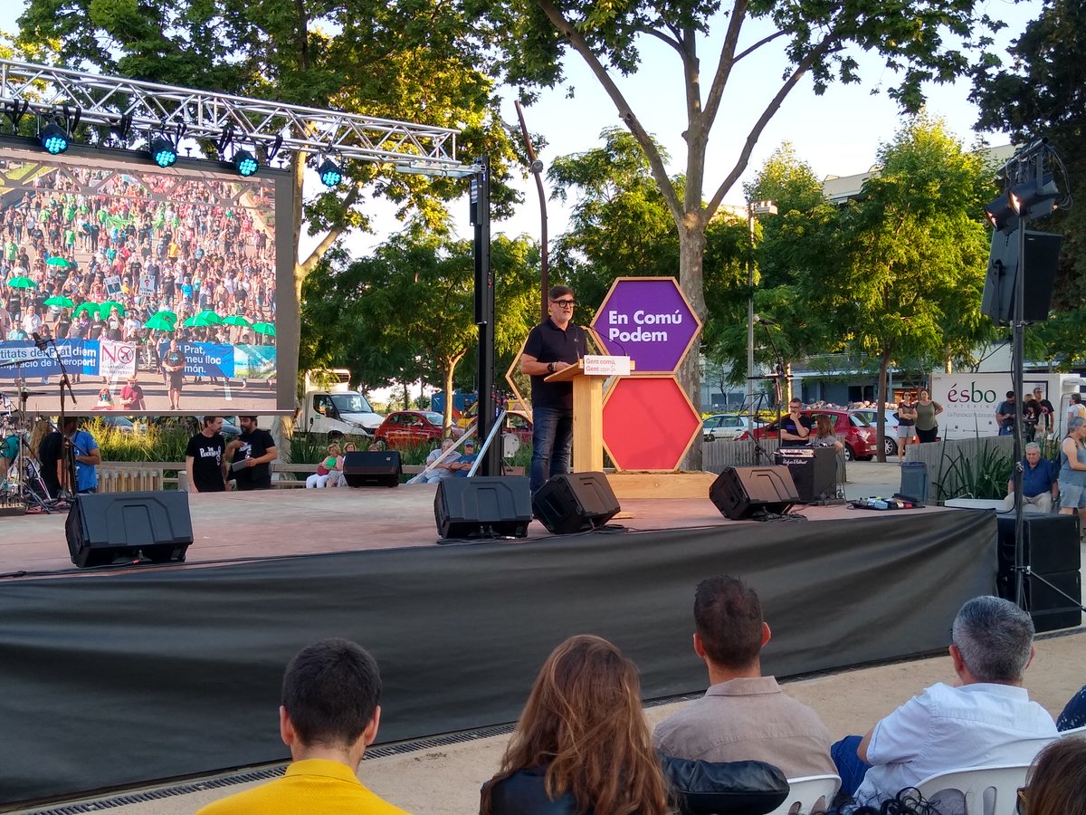 StVicencECPodem's tweet photo. Amb en @Mijoler #ElPrat és 🚨far en polítiques transformadores d'arreu de l'Estat🙌

Gràcies a ell la ciutat veurà el 1er bloc 🏘️d'hab. cooperatiu 100% de lloguer de #Catalunya Així com la nova residència per la gent gran👵👴

330 dies per ➕#Sumar i fer de nou Alcalde @Mijoler💚 https://t.co/EyWHlopYjy