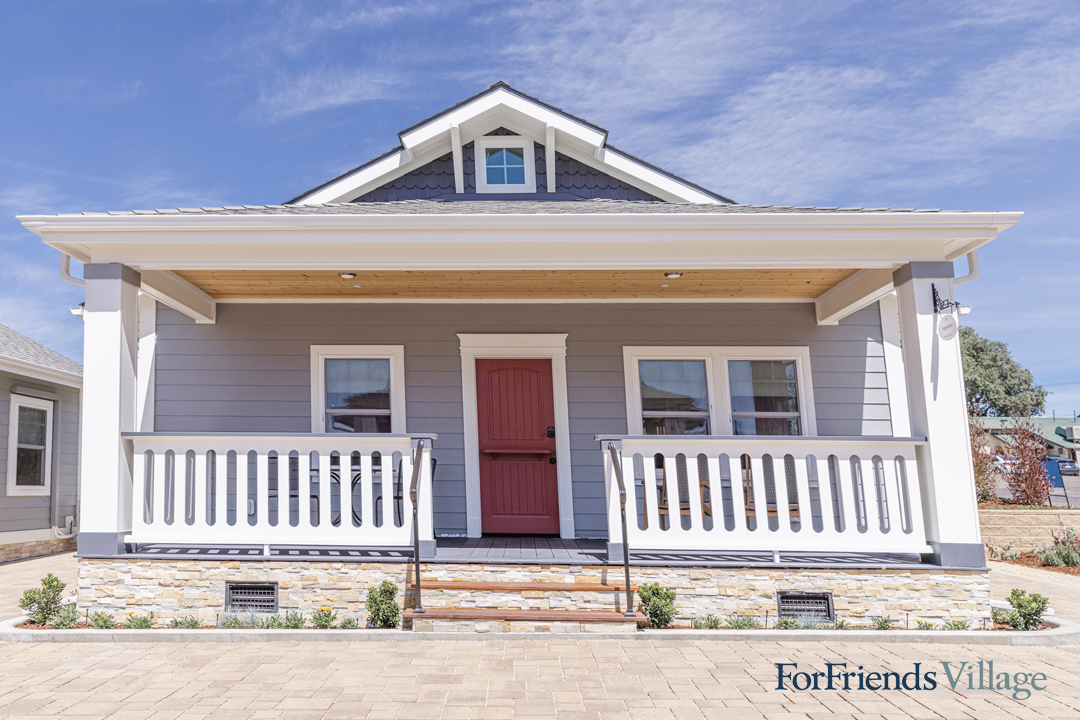 ForFriendsInn's tweet image. 🏠 ForFriends Inn &amp;amp; Village Has Rooms This Weekend Along With Great Summer Discounts - eepurl.com/h5MfDL