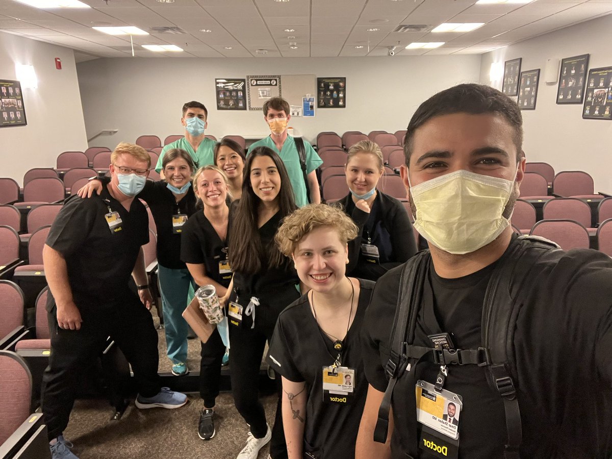 1 week down with the team at <a href="/Iowa_EM/">University of Iowa Emergency Medicine</a>.
155 more weeks to go 🤓

#EMBound #MedTwitter