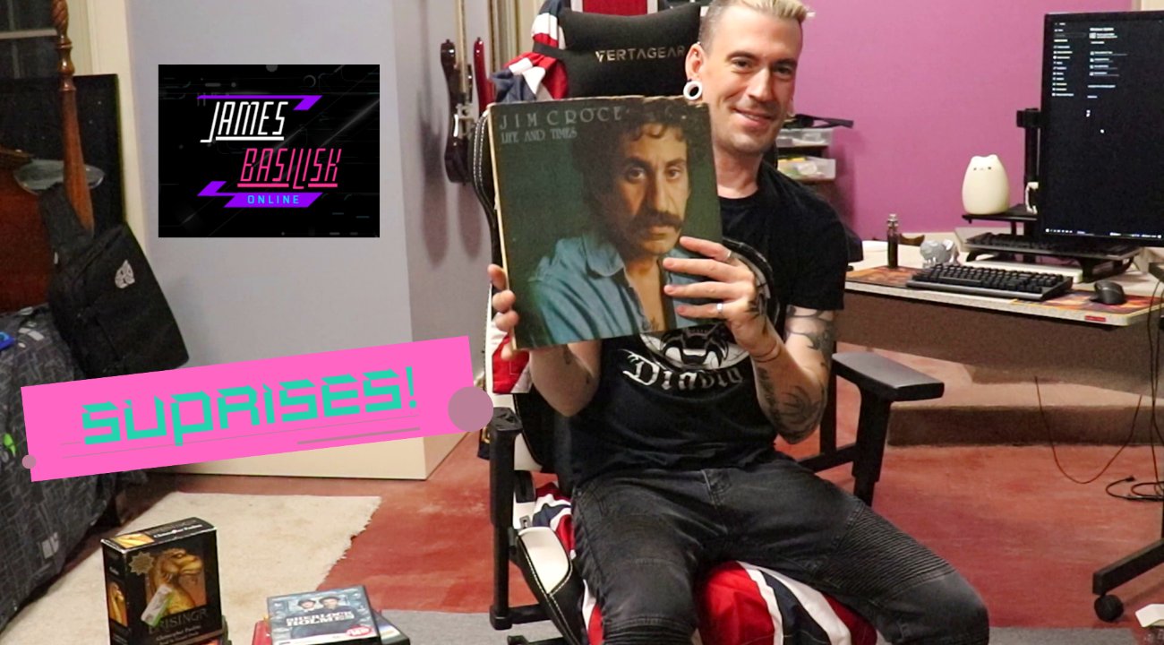 Unboxing Random Collectables & Merch Pt 1 https://t.co/DJXAbVU1ZO via @YouTube https://t.co/sjsKbcU3v2