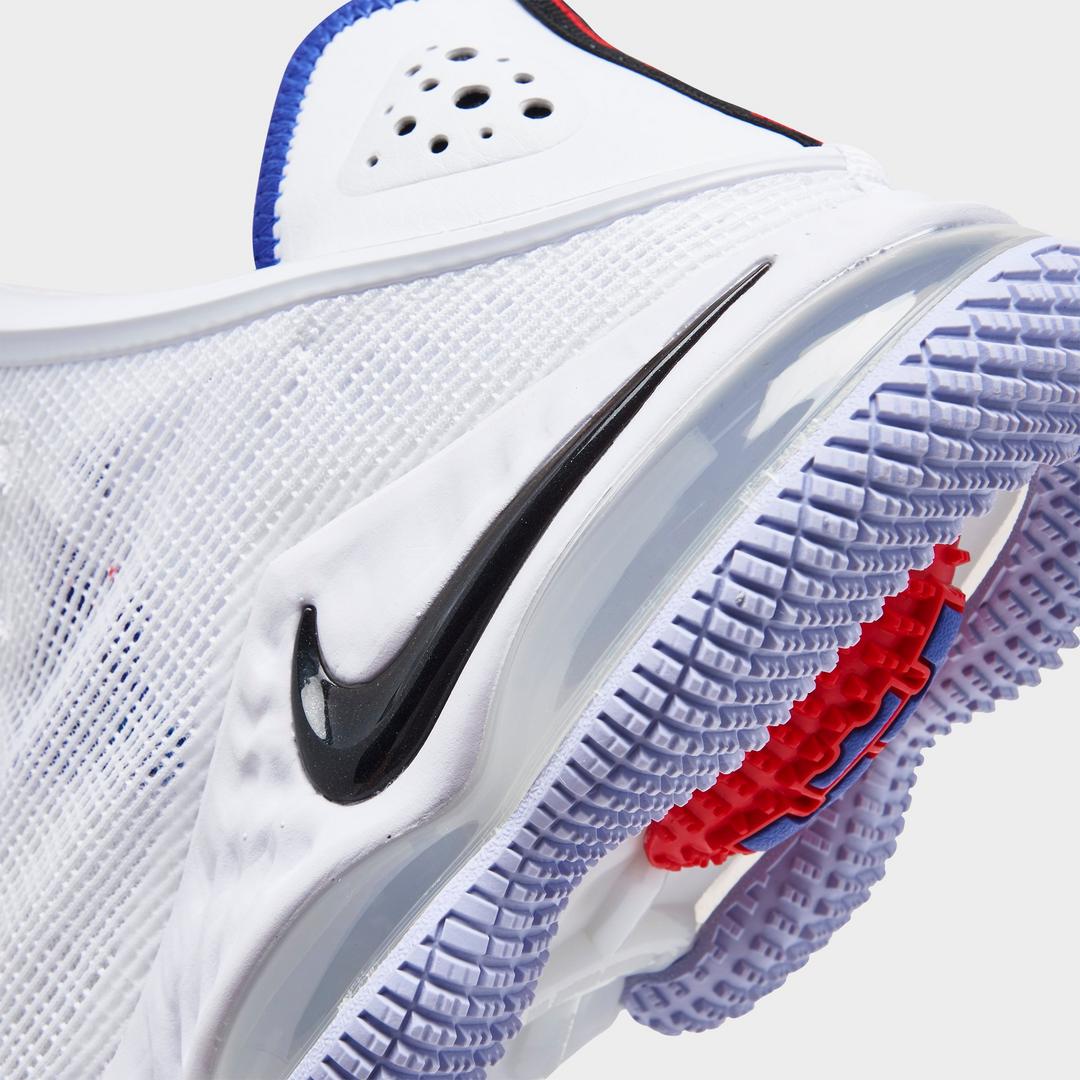 J23app's tweet photo. LeBron 19 Low "White/Black" on Finish Line and $15 OFF with code SLIDE4SUMMER

Link -> https://t.co/6VCZY4WEzI https://t.co/zIeOPqjFeu