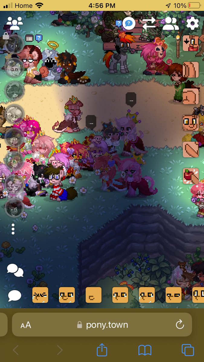Robinluveddie's tweet image. #technoblade #technobladeneverdies may he Rest In Peace the blood god ( I was in ponytown and saw all these people supporting him and coping ) I’m still upset that this has happened and tbh I’m not okay