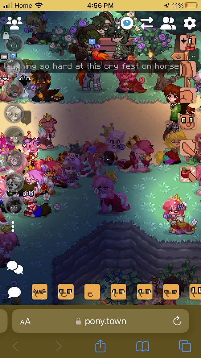 Robinluveddie's tweet image. #technoblade #technobladeneverdies may he Rest In Peace the blood god ( I was in ponytown and saw all these people supporting him and coping ) I’m still upset that this has happened and tbh I’m not okay