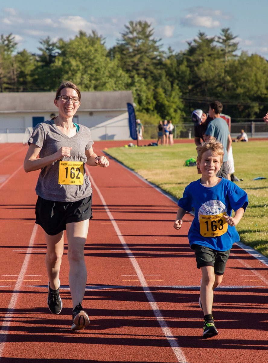 FLRCIthaca's tweet photo. Welcome to six-year-old Simon Woods, the youngest participant in the #FLRCChallenge! This week's recap also brings new Sweet 1600 records, six more people claiming their medals, a Sunday Long Loomis group run, and the possibility of more shirts.
https://t.co/ODJMJFNqjr https://t.co/zYQ2thgnzK