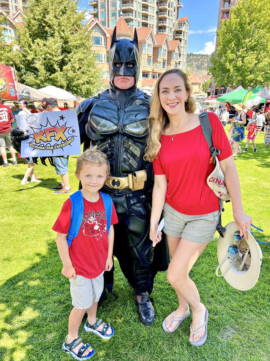 Happy Canada Day!!! 🍁🇨🇦❤️
Bonne fête du Canada !!! ❤️🇨🇦🍁

#canada #canadaday #happycanadaday #bonnefetecanada #kelowna #okanagan #explorecanada #okanaganlife #okanaganlifestyle #batman #kfx