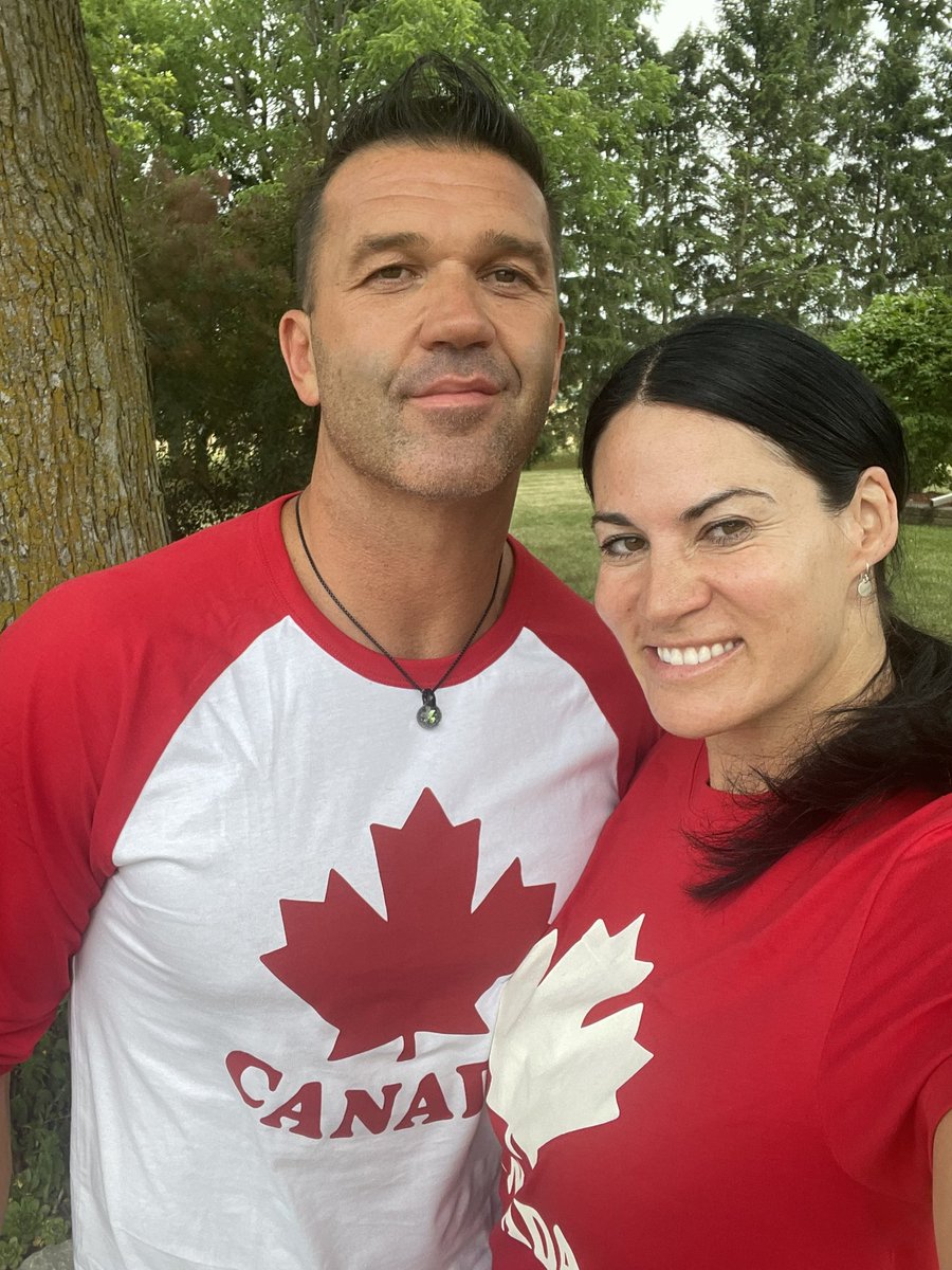 Happy #CanadaDay Taken in front of a maple tree in Canada with a beautiful Canadian girl. I’m legit! 🇨🇦