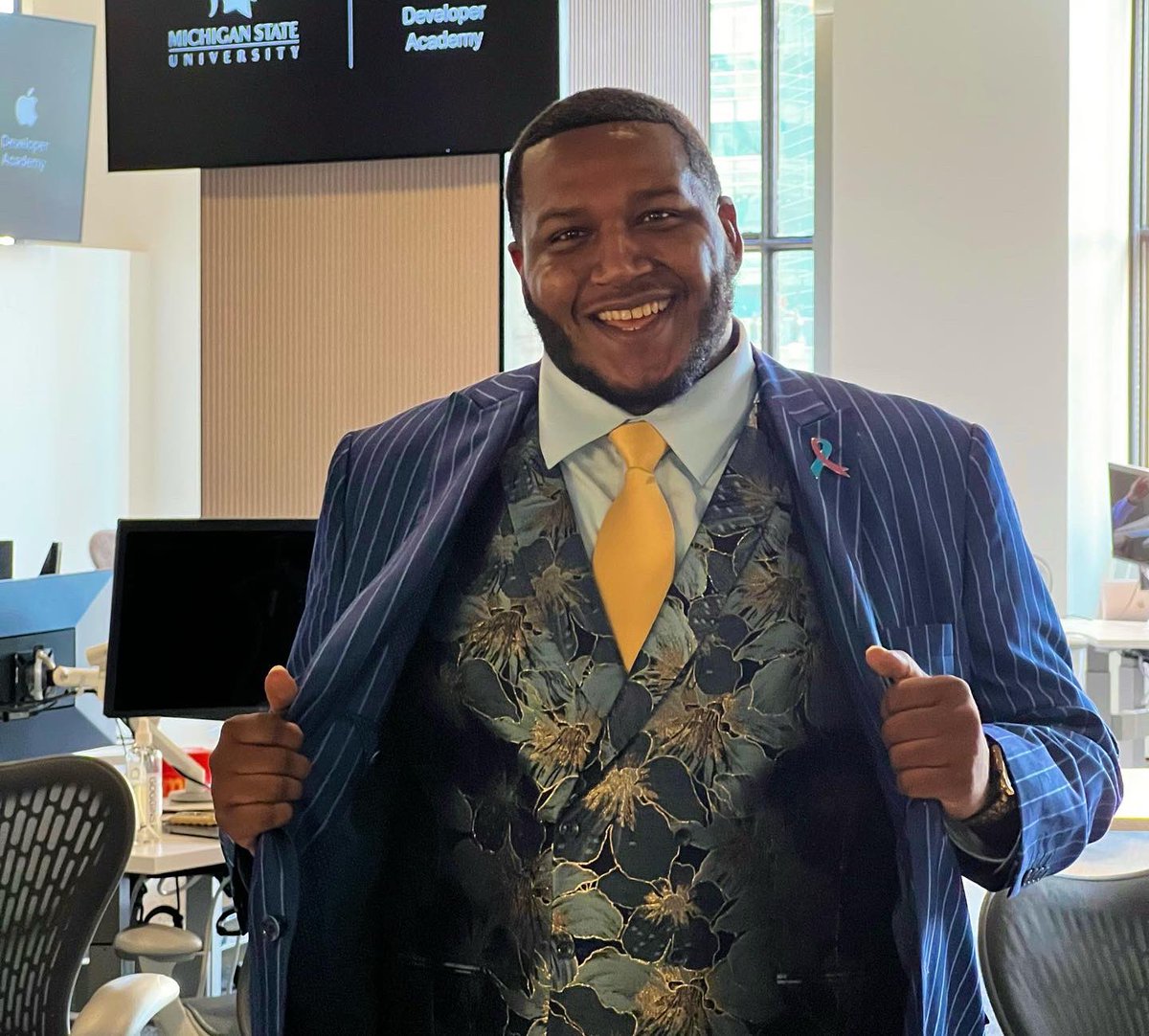 313Supa's tweet photo. Such a “Blessing ” 🙌🏽 to be the first Black Man to host the First Apple Developer Academy Graduation in the U.S at the first national building, I want to thank everyone for all the compliments it was my first time hosting and according to everyone I did amazing I had so much fun https://t.co/bf6uVmPD8d