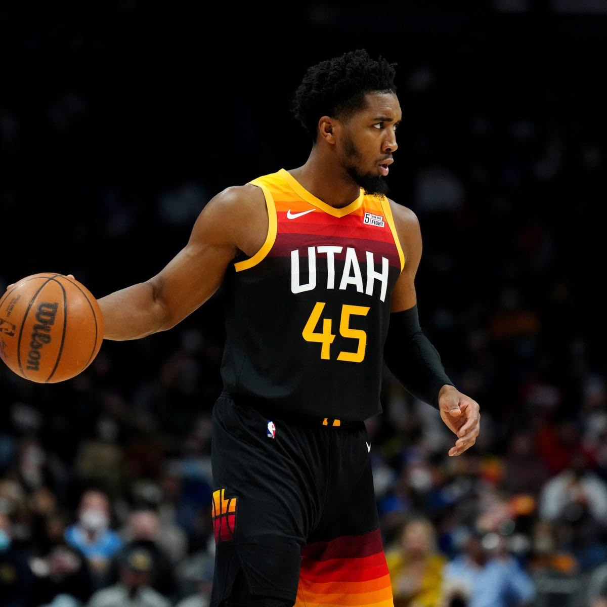 LegionHoops's tweet photo. Multiple sources around the league are reporting that the Jazz may not be holding onto Donovan Mitchell after all… 😳

🍿🍿🍿 https://t.co/H2Y8mhpo3o