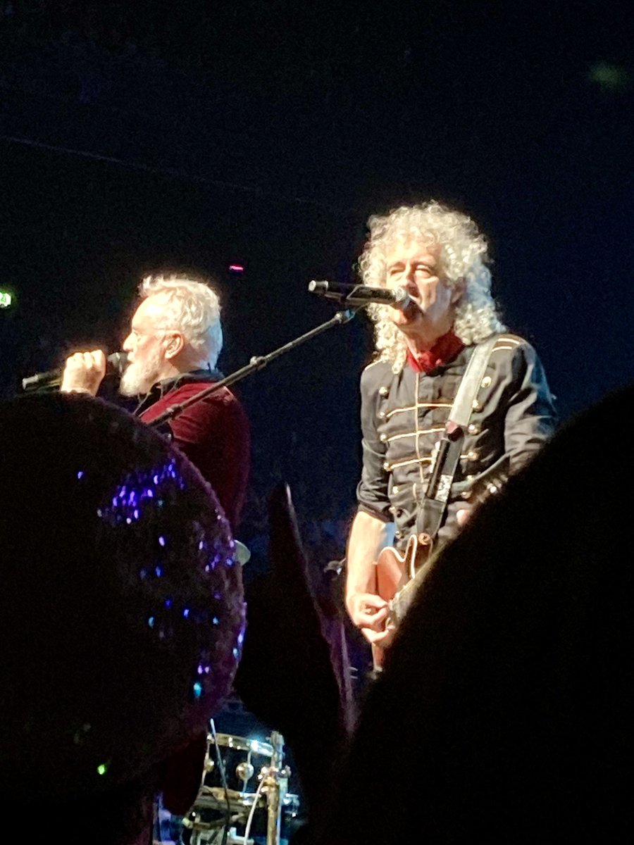 Saw two living legends up close this eve.. Feel very lucky to have boogied live with my long time faves 🙌✨ <a href="/QueenWillRock/">Queen</a>  #queenandadamlambert #rhapsodytour #qal #ziggodome #Amsterdam