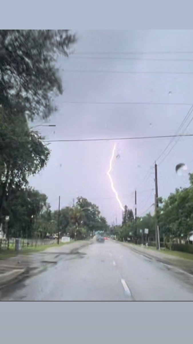 PrincessV213's tweet photo. @winknews @MattDevittWINK  #ftmyers https://t.co/gbi0tCZbyj