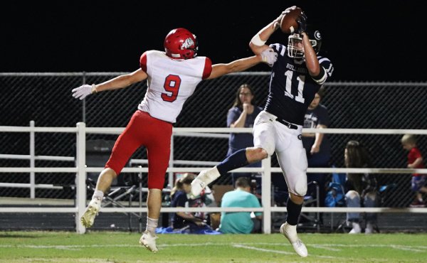 Who will be the top returning high school tight ends/hybrid players in Kansas? 👀 comment below ⬇️