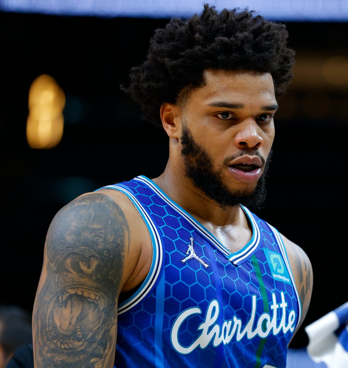 BleacherReport's tweet photo. The LAPD confirmed today that Miles Bridges has been charged with felony domestic violence following his arrest on Wednesday https://t.co/aFD4qhIStG