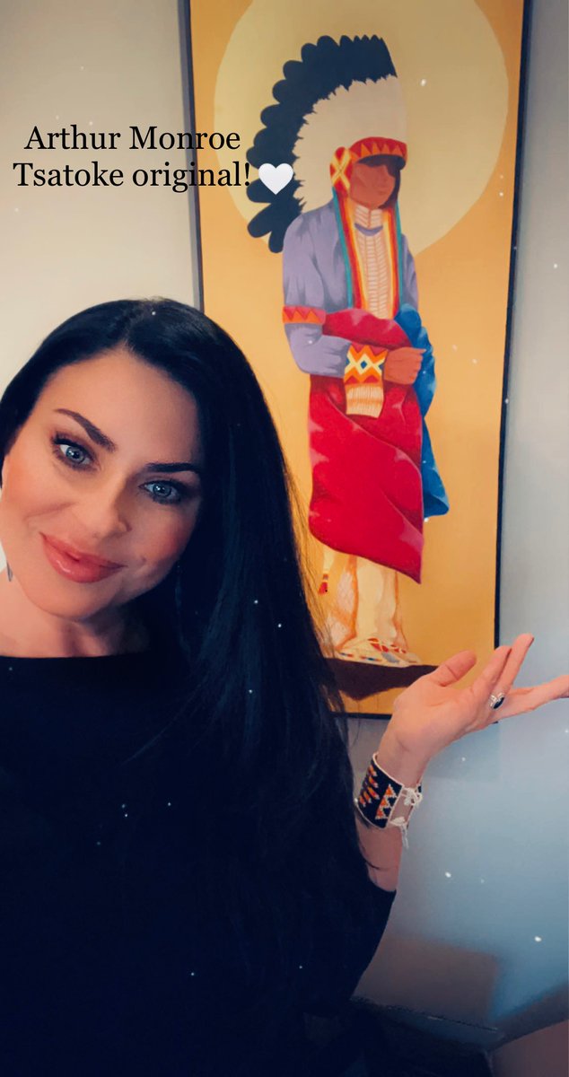 NativeChocTalk's tweet photo. It’s an Independence Day sale, y’all! 🇺🇸
A. Monroe Tsatoke original paintings are 30%* off 👉🏽https://t.co/yajUPfDjlp
💥 *Sale ends July 6th. 💥
#nativechoctalk #rachaelellenyoungman #Kiowa5 #Monroetsatoke
@ItsLLBee https://t.co/aOL7HuR5n7