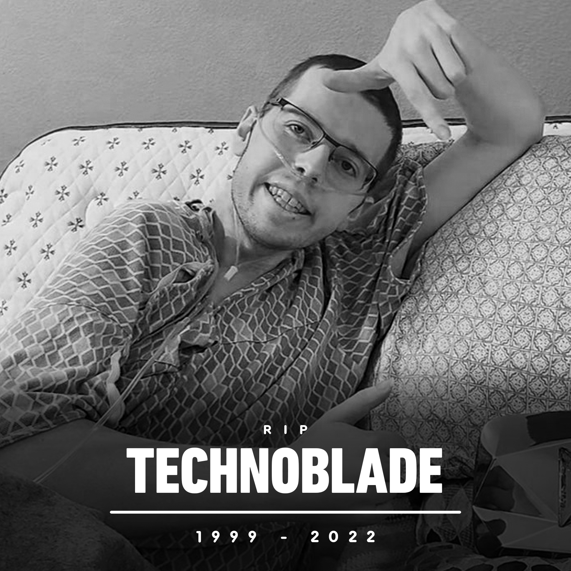 Twitter in absolute disbelief as Minecraft star Technoblade passes