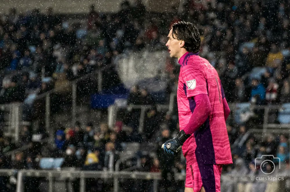 CurskiPics's tweet photo. With 2022 halfway over, I wanted to look back at my favorites taken this year. Here are my 22 favorites, a couple each day.
@MNUFC GK Tyler Miller - 03/05/22
#favoritesof2022 #tylermiller #mnufc #minnesotaunited #rain #cold #goalkeeper #soccer #mls #pentax https://t.co/QtLFNXKEKT