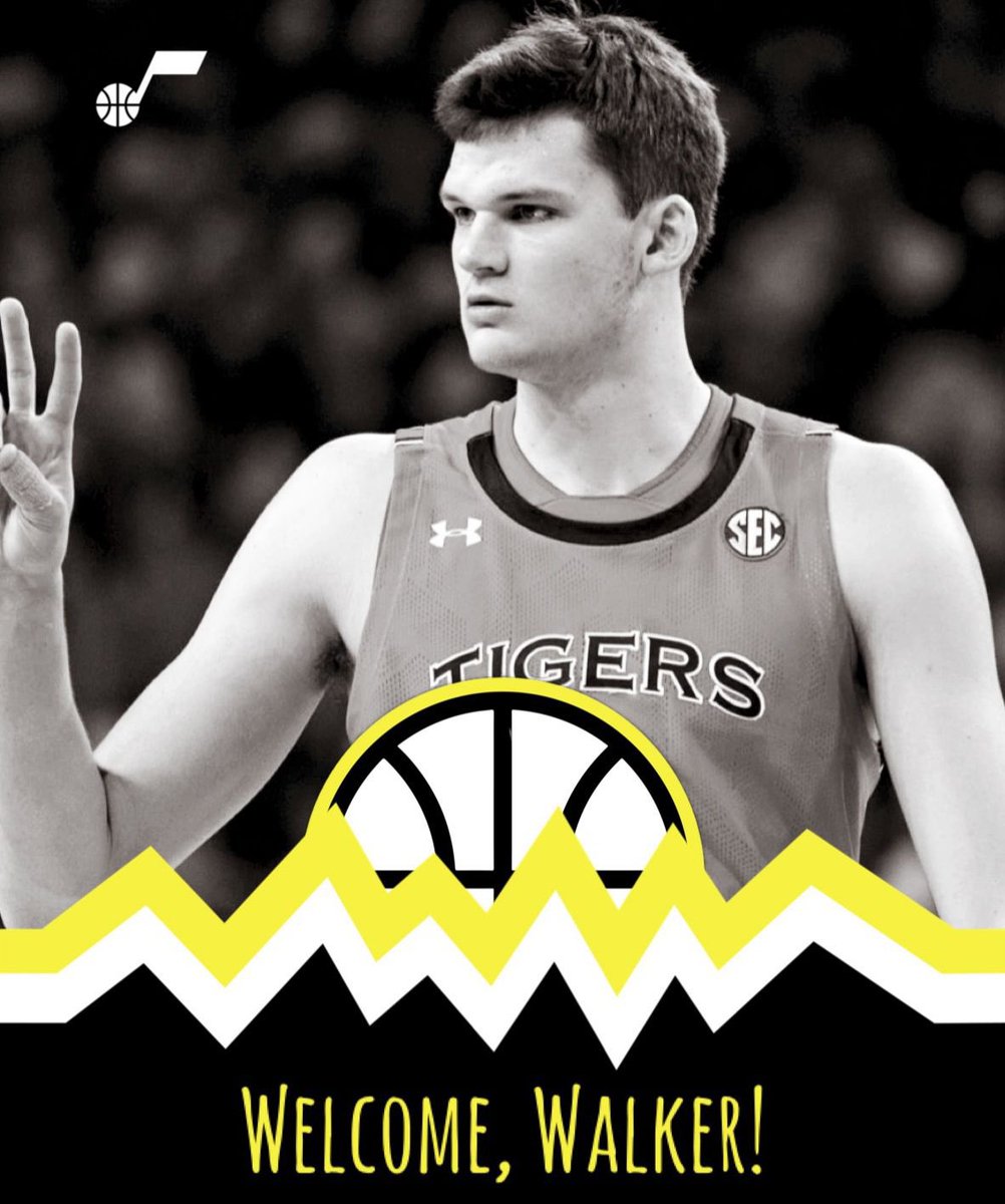 UtahJazzEspanol's tweet photo. It’s official! 

Welcome to the Utah Jazz family, @WalkerKessler13 🤍💛🖤

#TakeNote https://t.co/sSJQ1nPh9r