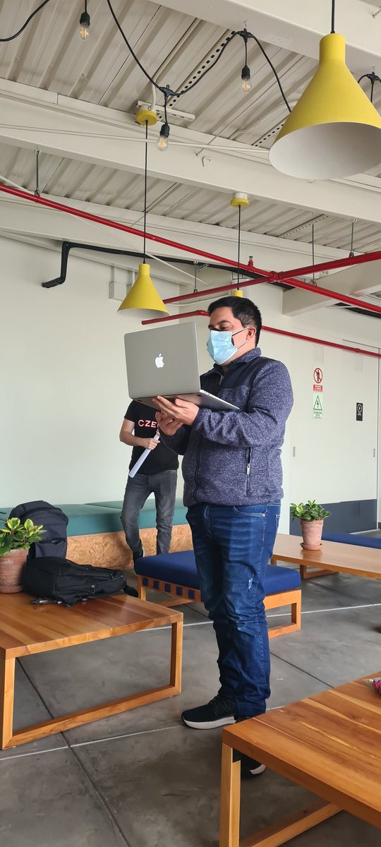 cristinaq's tweet photo. Hoy tuvimos #PlanningFriday con el equipo de @consumer_truth. Cada 15 días nos juntamos en las oficinas de #Wework Miraflores para tener dinámicas de aprendizaje organizacional. Buen trabajo @soycesarvargas @ginoragazzi38 y @GiankoYabar 👏👏👏 #Insights #EstrategiasConCalle ❤ https://t.co/KXeIdzQlPg