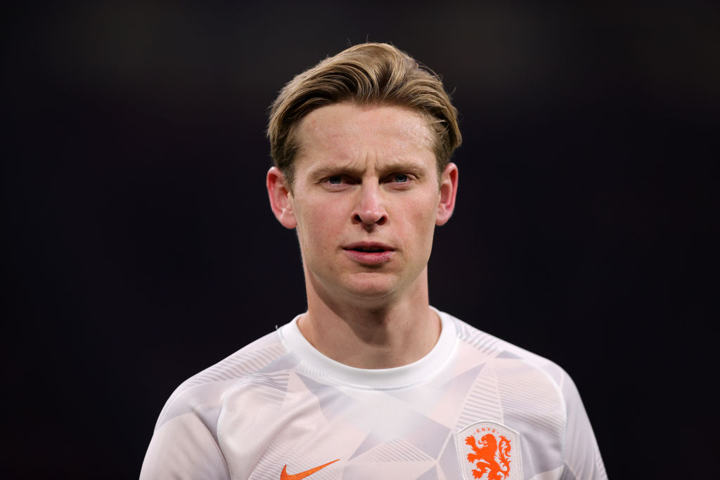 ▫️ Agreement more than close since Monday between Man United and Barcelona for Frenkie de Jong on €65m fixed fee, but €20m add-ons structure to be discussed... and then personal terms;

▫️ Lisandro Martínez: bid set to be submitted.

More on Man Utd 🔴↪️ bit.ly/3uj5zi4