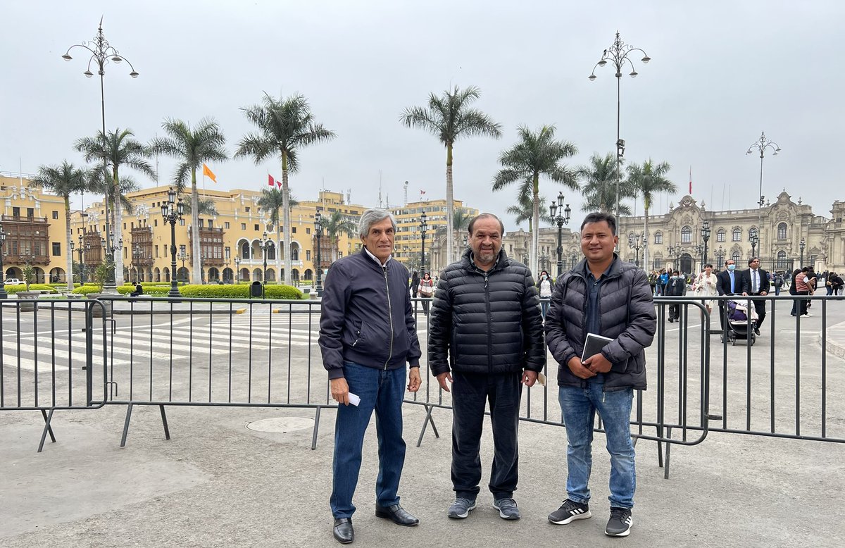 Se reúne en Lima🇵🇪 nuestro SrioGral con el Secretario Nacional de la Federación de Municipios Libres de Perú <a href="/FEMULP/">FEMULP</a> y Alcalde de Cochabamba, Yemen Mejía, y con el SrioEjecutivo de #FEMULP, William Moreno

Revisan agenda común c/#FLACMA y acuerdan plan de cooperación entre países