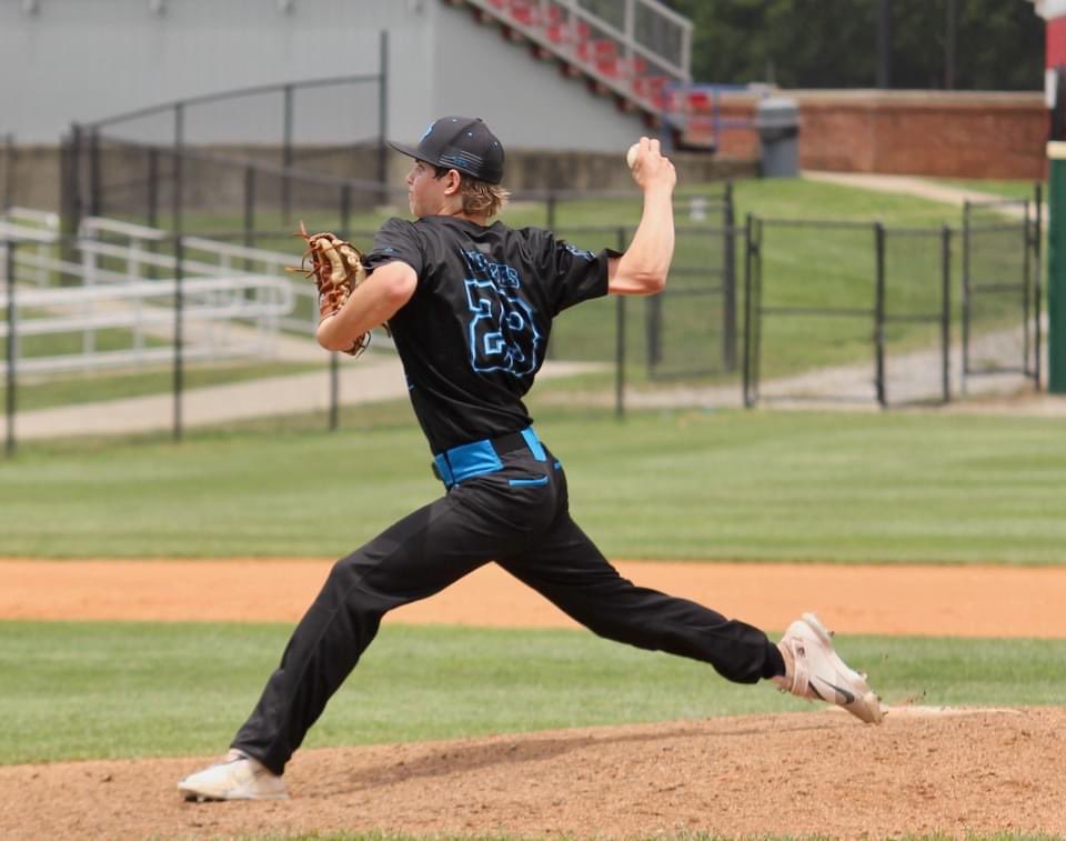 JacksonYerkes34's tweet photo. 15u  @OhioPrime  team stepped up behind me to beat 16u Guardian Angels in the @PSBaseballinc rubber city classic.  7ip complete game battle for the win!  #splitter #slider #splitchange #fastball @PSBaseballinc @PitchingNinja @tomhouse @TerpsBaseball @CoastalBaseball https://t.co/yAR6wjVeT7