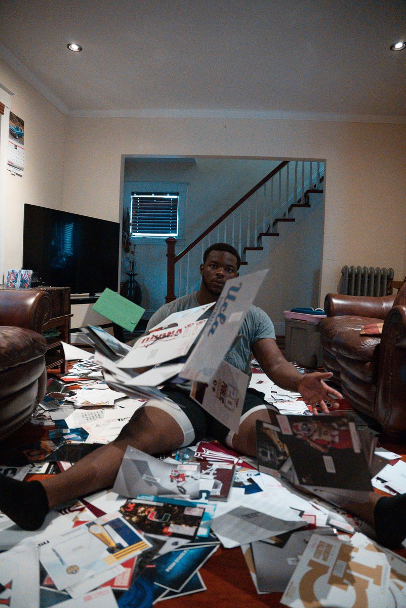 SAMSONOKUNLOLA_'s tweet photo. Day in a life coming soon.. https://t.co/cKahEpfh70
