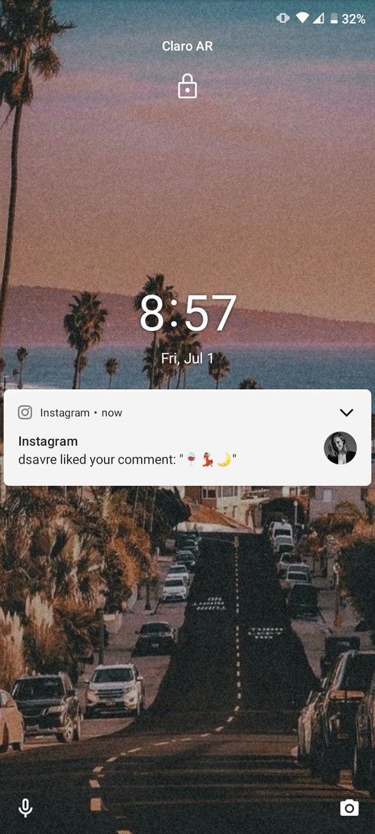 HOLA DANIELLE HACE MUCHO NO ME LIKEABAS TE EXTRAÑABA 😭