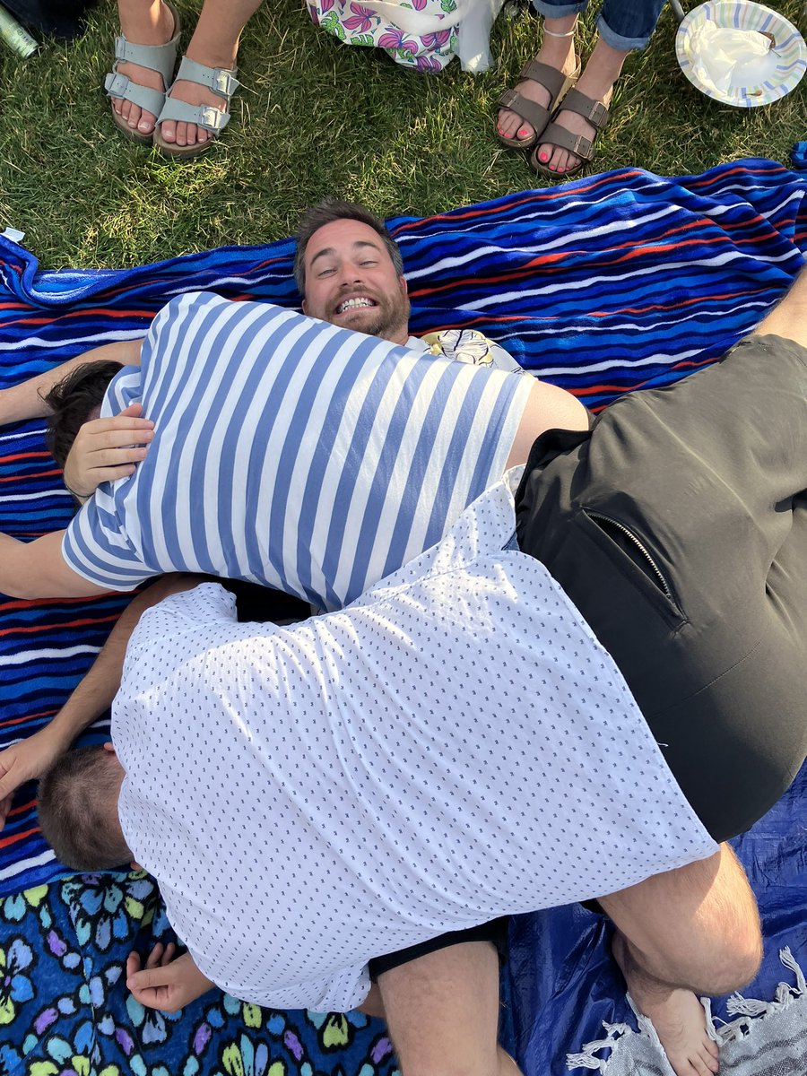 ScottieSuburbs's tweet photo. Lay all your love on me @RaviniaFestival #raviniafestival https://t.co/DUOEkvjFmf